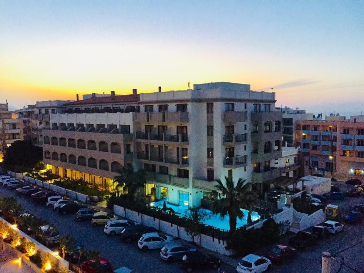 Sol & Mare - Beach Front Rethymno Eksteriør bilde
